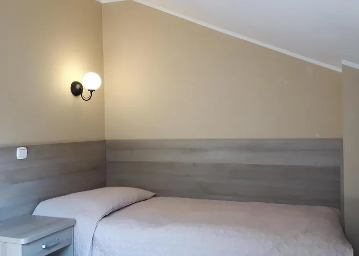 Bachus 酒店 Starogard Gdański